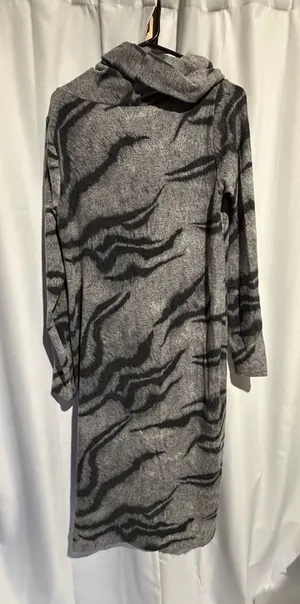 White House Black Market Cowl Neck Midi Dress Size M Grey Zebra Print thumbnail 3