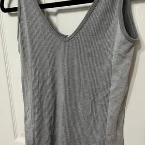 SPANX Laidback Layers Grey‎ seamless striped Tank size large thumbnail 5