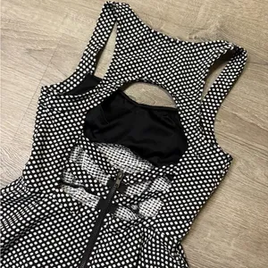 •WINDSOR• BLACK & WHITE DRESS thumbnail 5
