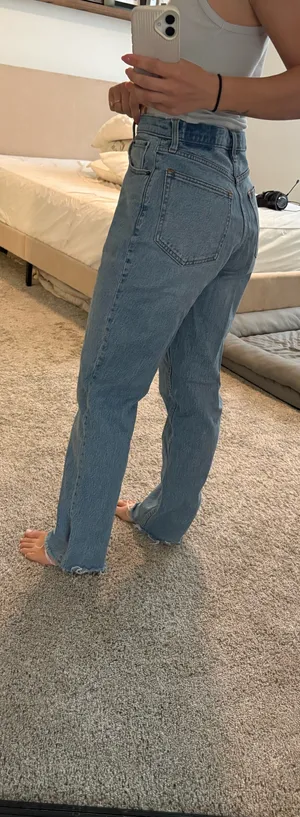 90s Straight Abercrombie Ultra High-Rise Curve Love thumbnail 2