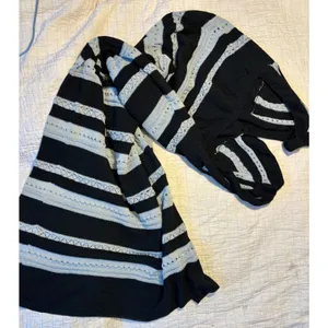 Black and White Striped Knit V-Neck Sleeveless Maxi Dress Boho Beach Coverup thumbnail 2