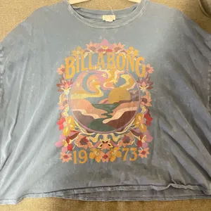 cropped tee! thumbnail 1