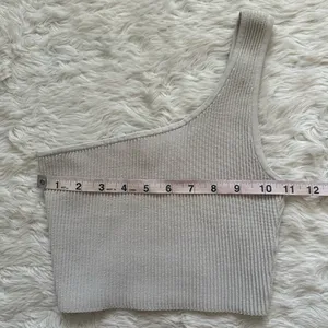 Aritzia Babaton Top Sculpt Knit One-Shoulder Cropped Tank Tight-fit Sz XS thumbnail 9