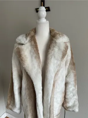 XOXO Two-Tone Faux Fur Coat in Cream & Tan thumbnail 2
