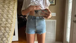 Levi Strauss Ribcage Bluejean Shorts thumbnail 3