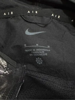 Nike Air Foil Print Black Silver Running Jacket Women’s Medium thumbnail 3