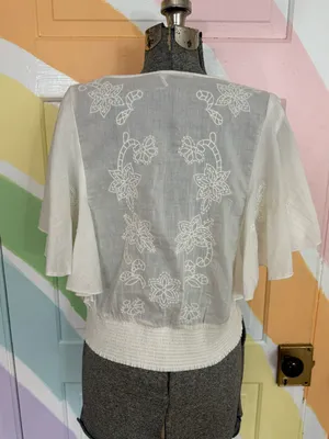 Anthropologie Floreat Aviana Embroidered Flutter Sleeve Smock Waist Top Sz L 💛🍄 thumbnail 5