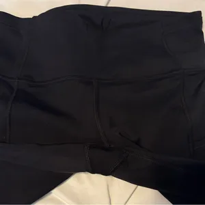 Black lululemon leggings thumbnail 4