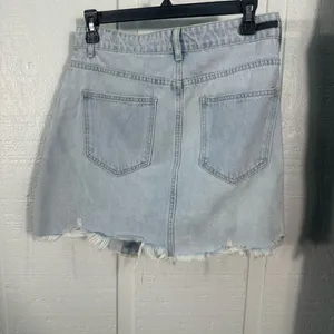 Risen High Waisted Raw Hem Denim Buttondown Skirt Size Medium EUC thumbnail 6