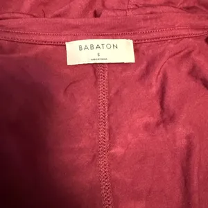 Babaton ARITZIA V Neck Loose Fit Tank Top Burgundy Wine Small thumbnail 3