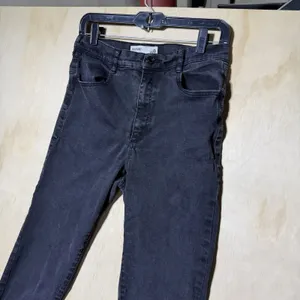 Garage Womens Size 9 Black Skinny Jeans Stretch Denim Dark Wash Casual thumbnail 2