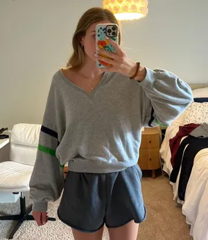 Sweatshirt thumbnail 1