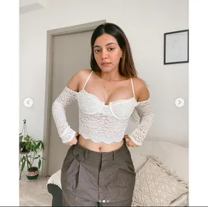 NWOT Zara Lace Crop Top M Off Shoulder Long Sleeve Ivory Sweetheart Blouse thumbnail 4