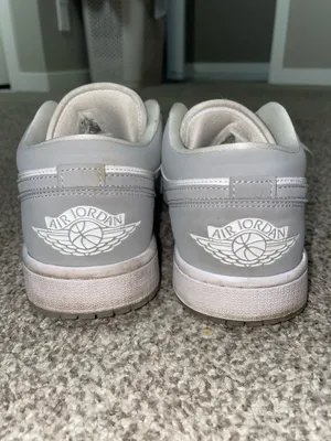 Air Jordan thumbnail 2