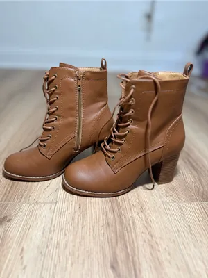 Tan Lace‎ Up Combat Ankle Boots Womens 7.5 Block Heel Side Zip Faux Leather thumbnail 3