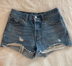 Levi’s 501 Denim Shorts thumbnail 1