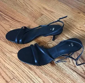 Zara Black Leather Strappy Sandal thumbnail 1