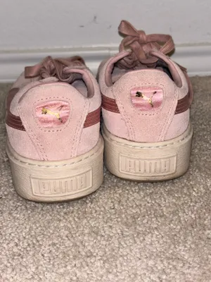 Pink Puma Suede Women’s SneakersIn Size 8 thumbnail 4