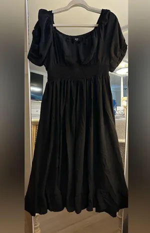 NEW Plus Size V Neck Short Sleeve Smocked Elastic Waist Ruffle Hem Maxi Dress 1X thumbnail 1