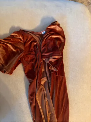 Baltic Born Velvet Rust Wrap Dress size Medium thumbnail 2