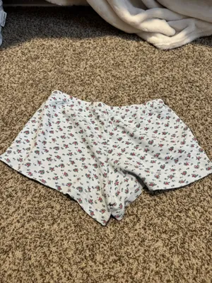 Brandy Melville Shorts thumbnail 2