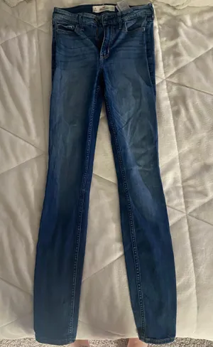 Hollister Super Skinny High Rise Jeans thumbnail 1