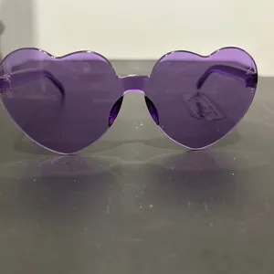 Purple Heart-Shaped Rimless Sunglasses thumbnail 4