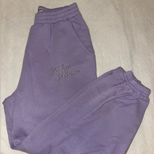 Streetwear Society Purple Sweatpants thumbnail 1