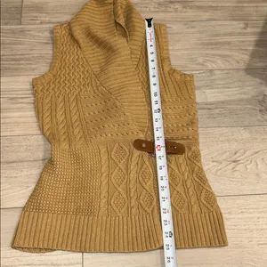 Laurn RALPH LAUREN Women's Sleeveless Cable Knit Buckel Brown Sweater Size Med thumbnail 9