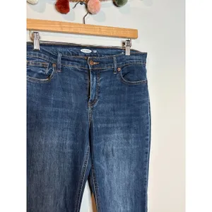 Old Navy dark wash Flare Ankle jeans thumbnail 4