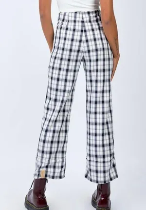 Princess Polly Plaid Straight Leg Pants NWOT thumbnail 8