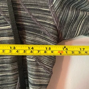 Lululemon Gray Hooded Define Jacket Heathered Stripe Full Zip Athleisure size 6 thumbnail 10