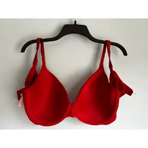 Victoria's Secret Bra Lined Perfect Coverage Body By Victoria Red 38DD thumbnail 7