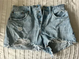 Levi’s Jean Shorts thumbnail 1