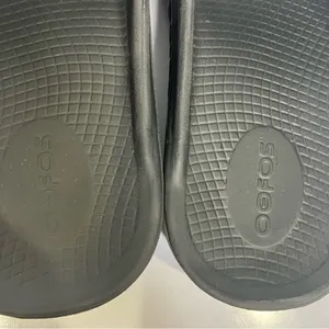 Oofos ooahh slides recovery shoes black comfort Shoes unisex sizing women’s 7‎ thumbnail 6
