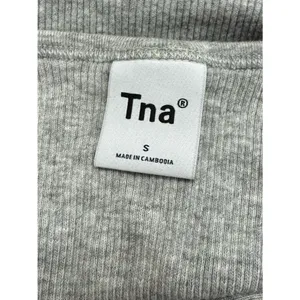Aritzia TNA Grey Ribbed Cropped Tank Top Women’s Small thumbnail 4