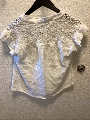 Frye White Crochet-Yoke Button V-Neck Cap Sleeve Top thumbnail 4
