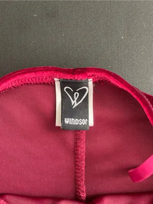 Windsor Velvet Spaghetti-Strap Midi Dress in Wine thumbnail 5