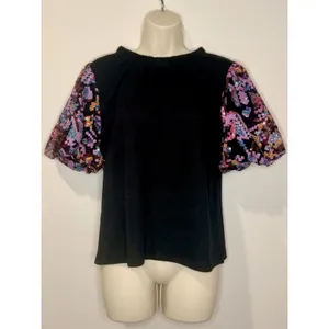 THML Black Knit Top with Purple Pink Sequin Puff Sleeves Size S Small EUC!! thumbnail 2