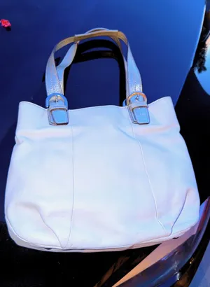 Coach White Leather Tote Shoulder Bag Silver Metallic Handles thumbnail 1