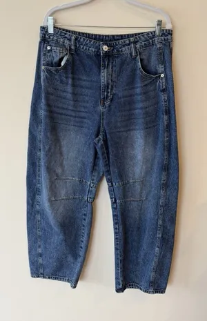 Women's Baggy Boyfriend Jeans Vintage Wide Leg Mid Rise Barrel Denim Size 14 thumbnail 1