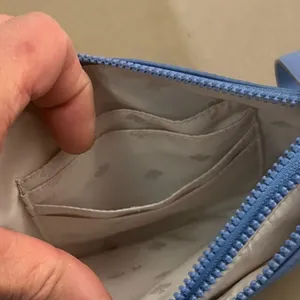 Kate SpadeChic Blue Zip Wallet Preowned thumbnail 4