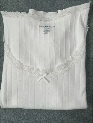 Brandy Melville White Lace Trim T-shirt thumbnail 6