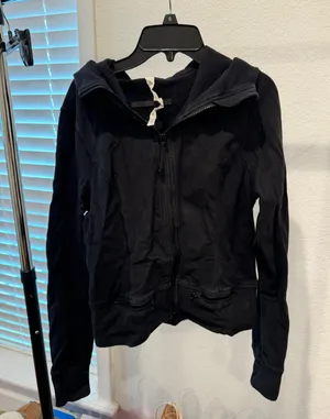 Lululemon Jacket thumbnail 1