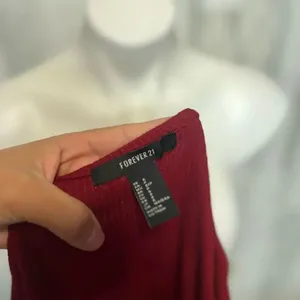 Burgundy top  thumbnail 4