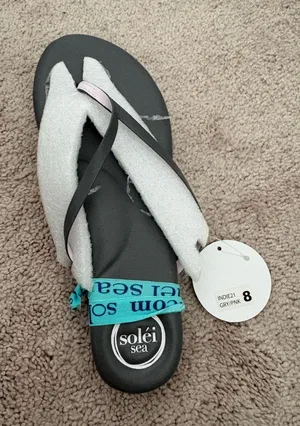 Solei Sea Women's Size 8 In Grey and Pink Flip Flops thumbnail 1