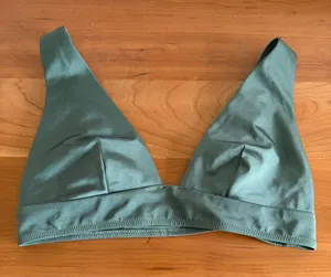 HM Sage Green Triangle Bikini Top Adjustable Straps Size 6 P/N 0967097‎ 5 thumbnail 1