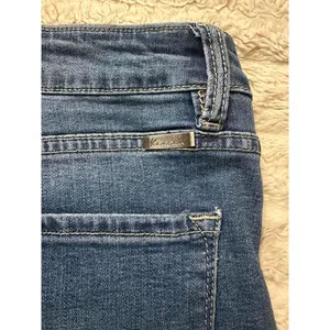 KanCan medium wash high-rise button fly cropped jeans Size 31 thumbnail 11