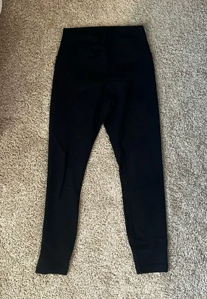 Victoria's Secret Black cropped leggings, high waisted! thumbnail 1