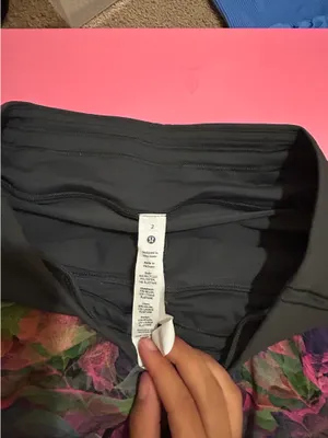 Lululemon thumbnail 4